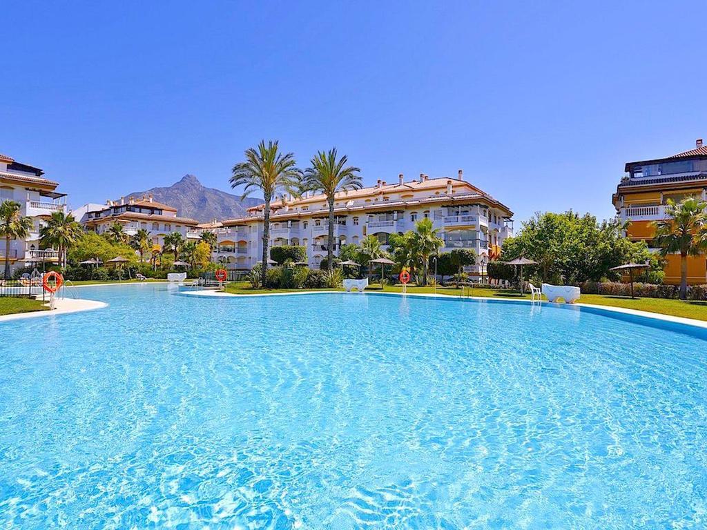 Апартаменти Puerto Banus Luxury Penthouse Марбелья Екстер'єр фото